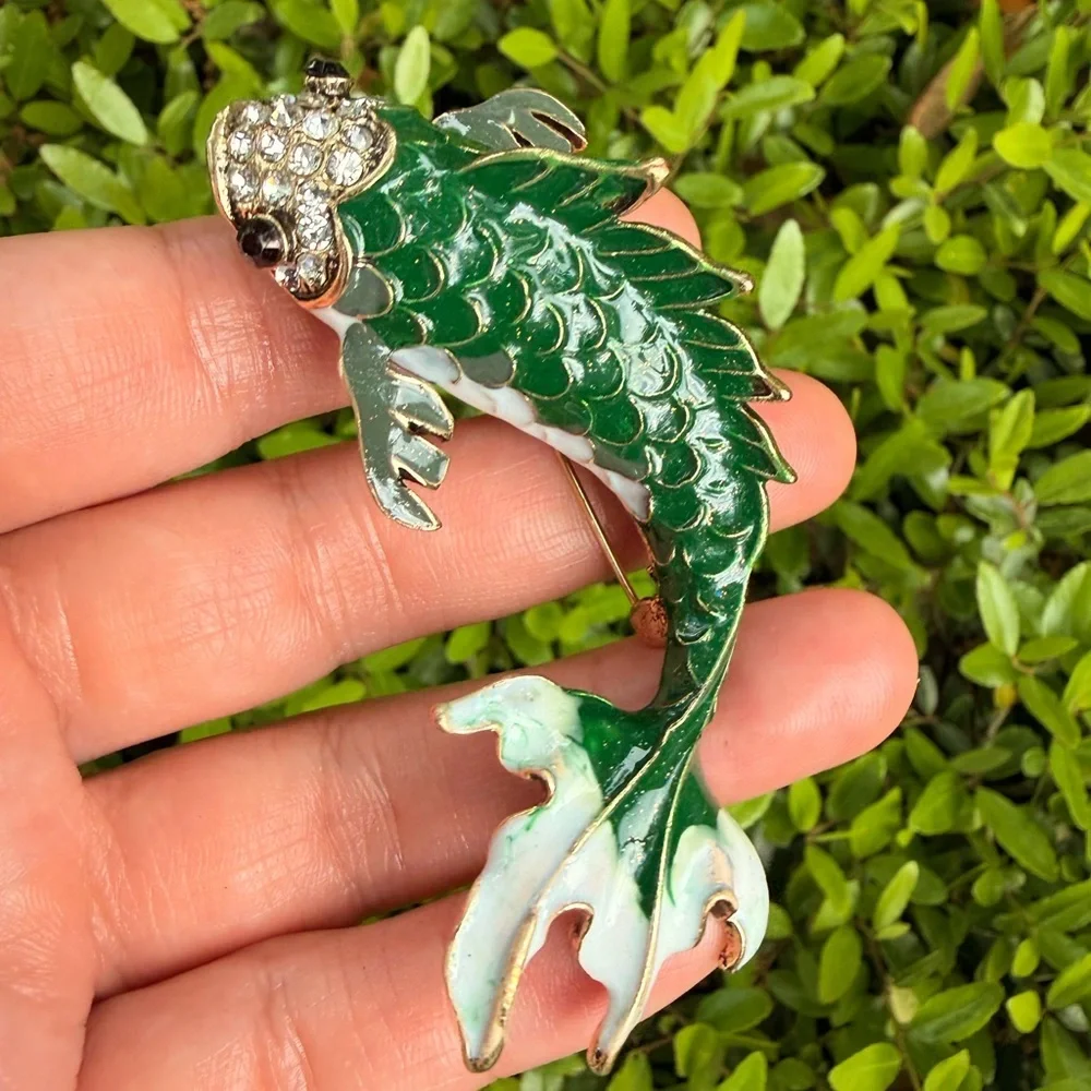 Betsey Johnson Green Fish Brooch Pin